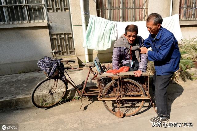 抖音上做什么話題內(nèi)容比較容易火